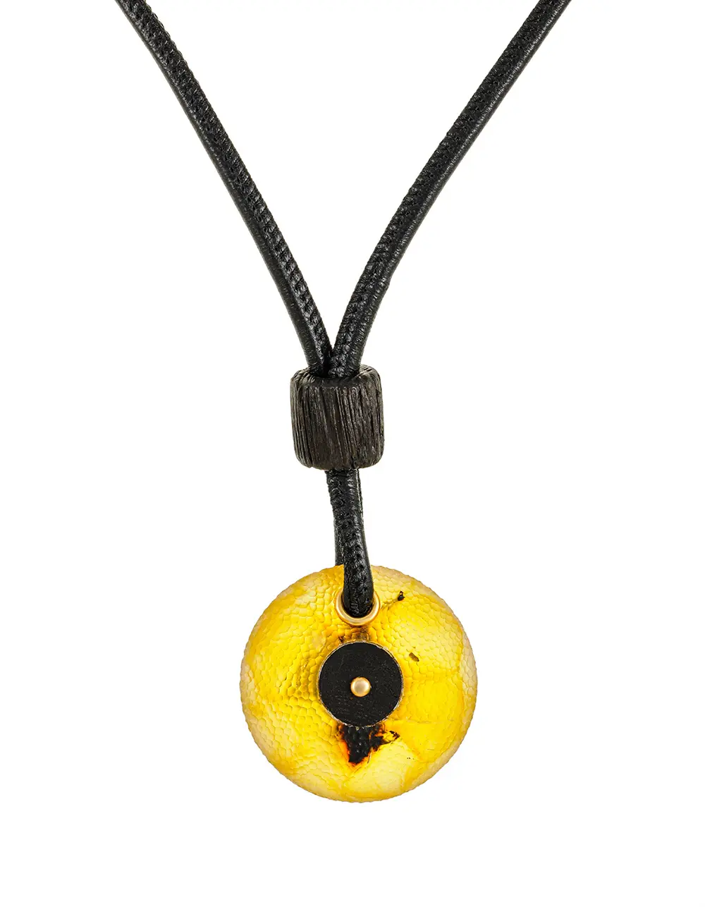 картинка Оригинальное колье из кожи и янтарного диска «Фортуна» в онлайн магазине