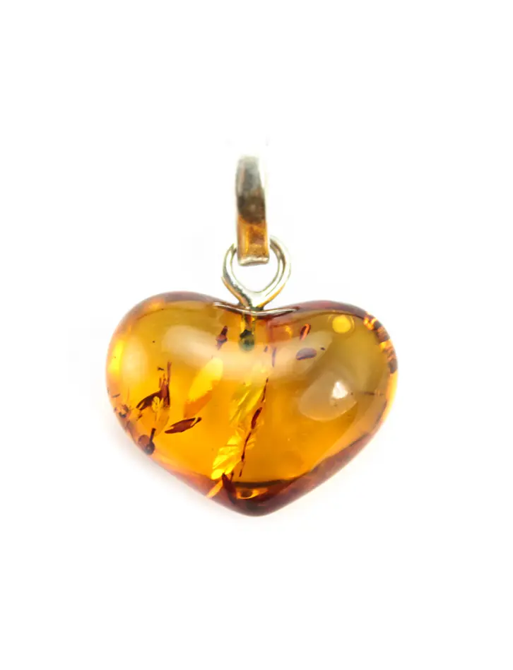 картинка Янтарный кулон «Сердце» цвета коньяка с красивой искрящейся текстурой в онлайн магазине