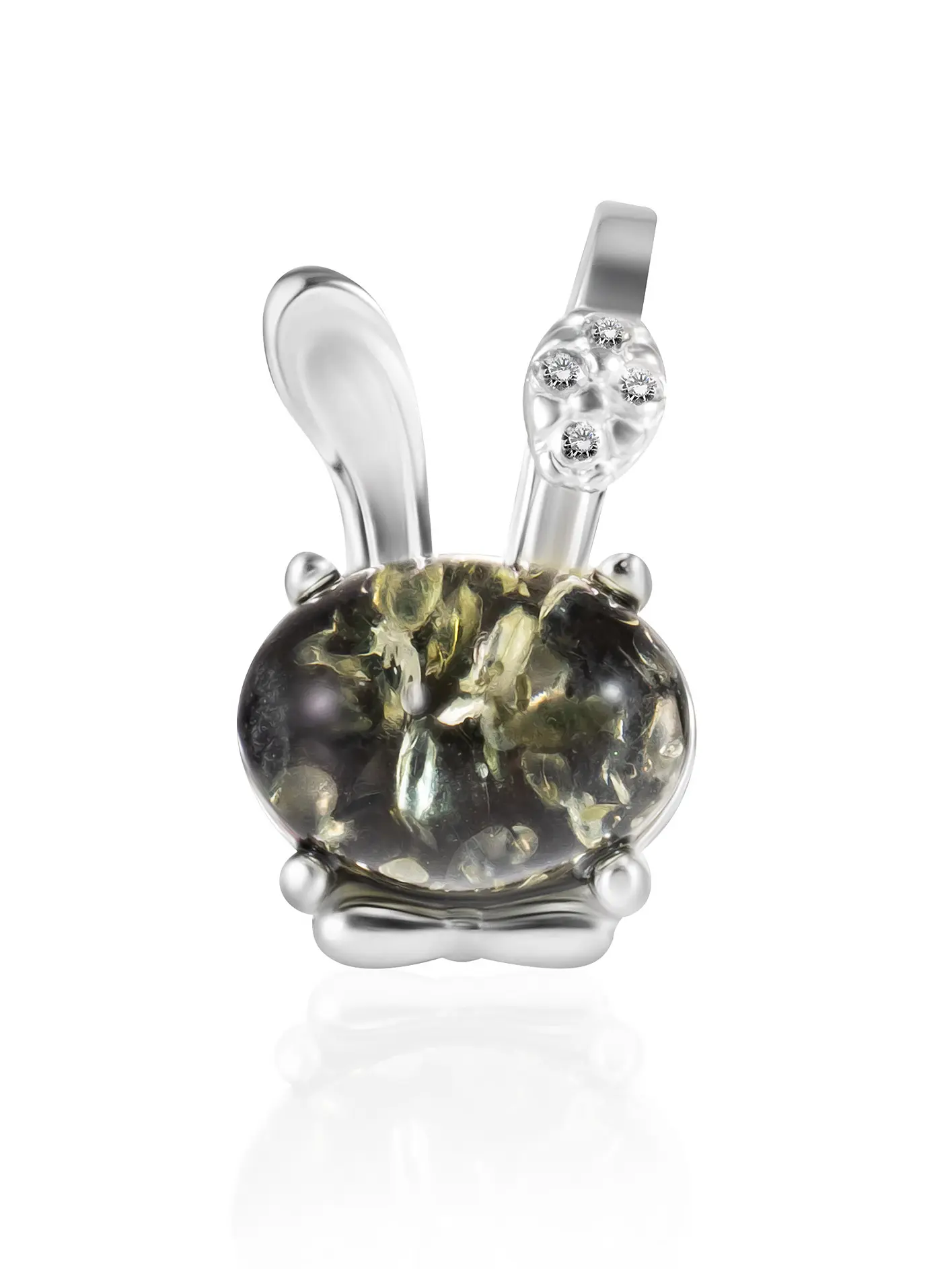 картинка Очаровательная подвеска «Зайка» с янтарём зелёного цвета в онлайн магазине