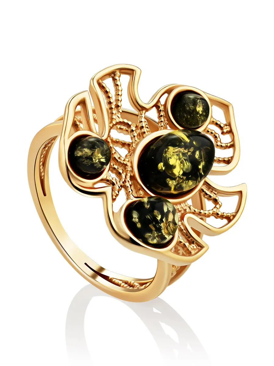 картинка Ажурное красивое кольцо «Листочек» из позолоченного серебра и янтаря в онлайн магазине