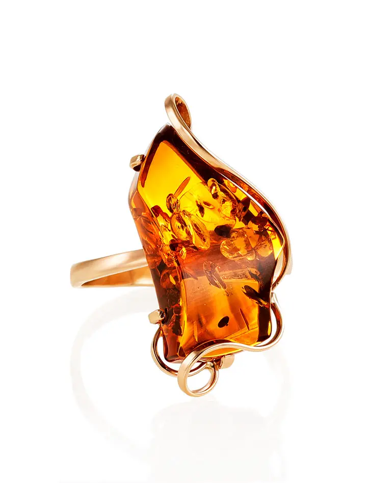 картинка Красивое кольцо «Риальто» из золота с натуральным коньячным янтарём в онлайн магазине