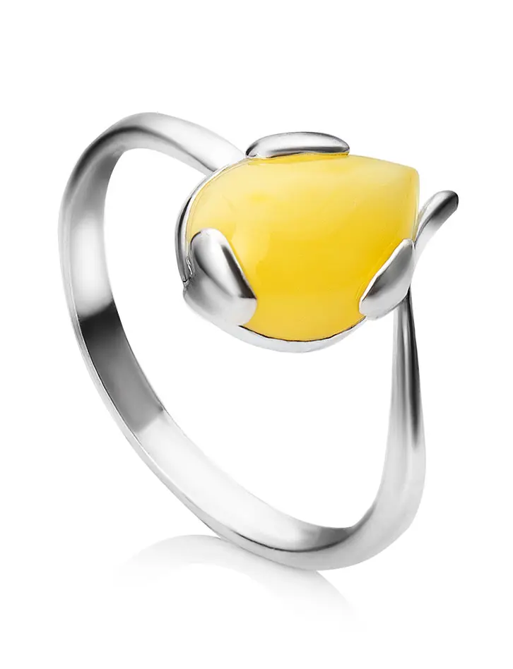 картинка Нежное кольцо с медовым янтарём «Огонёк» в онлайн магазине