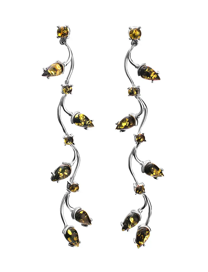картинка Удлинённые серебряные серьги-гвоздики с янтарём зелёного цвета «Жасмин» в онлайн магазине