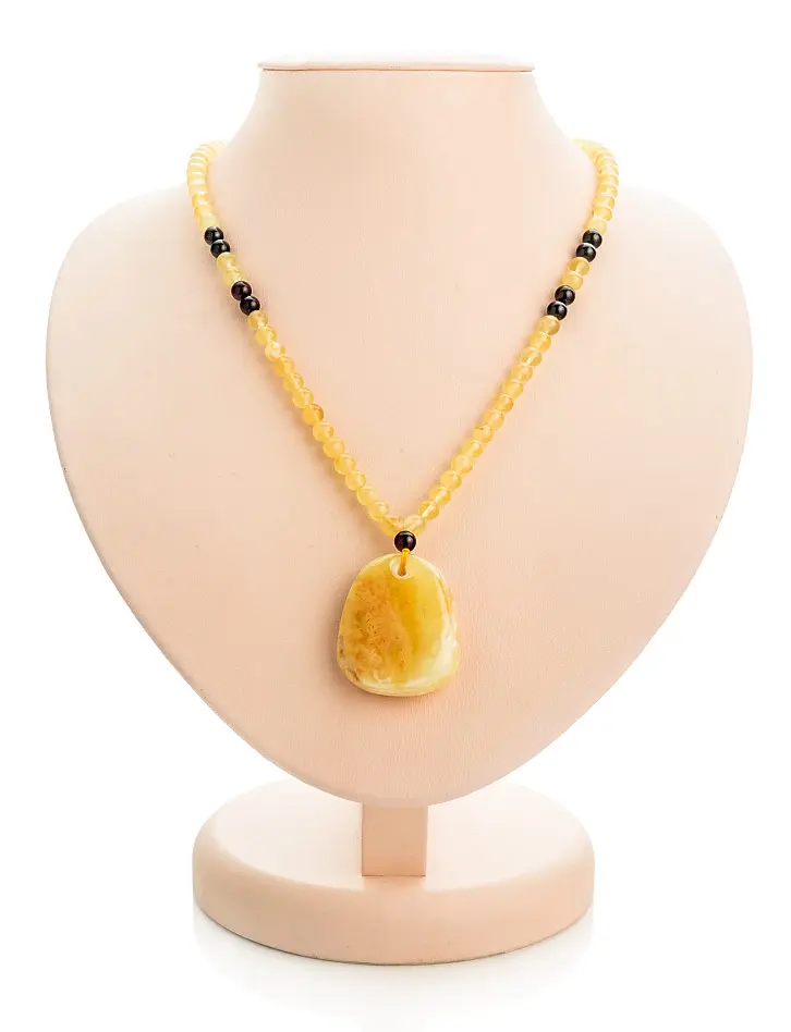 картинка Ожерелье с подвеской из цельного медового янтаря «Лаура» в онлайн магазине
