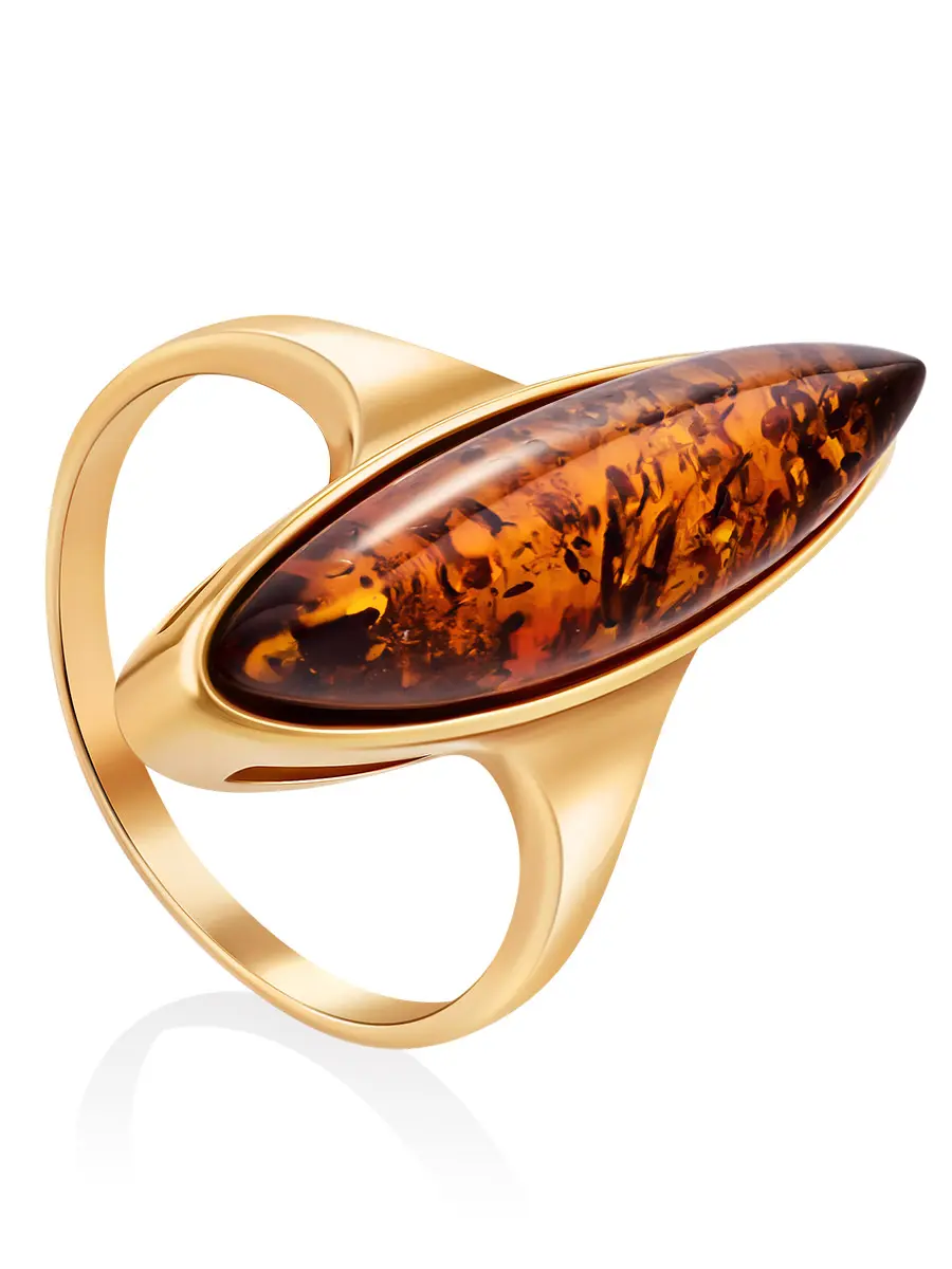 картинка Удлинённое кольцо из серебра с позолотой и коньячного янтаря «Грация» в онлайн магазине