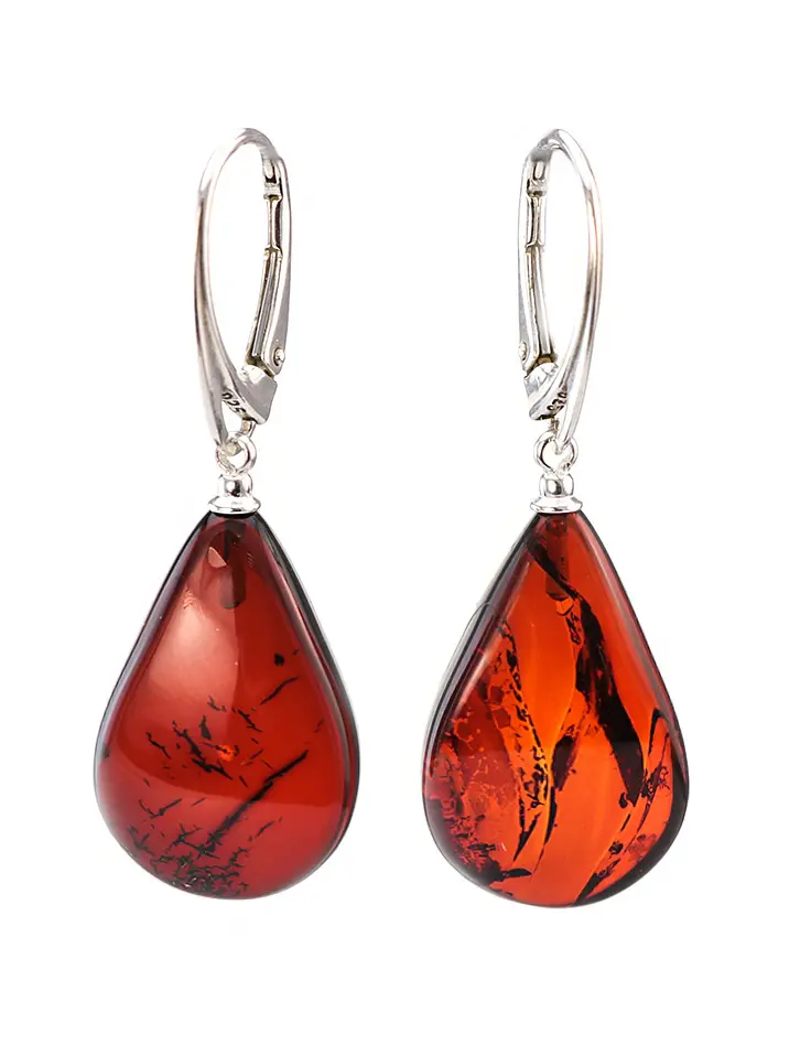 картинка Серьги из натурального янтаря насыщенного вишнёвого цвета «Паланга» в онлайн магазине