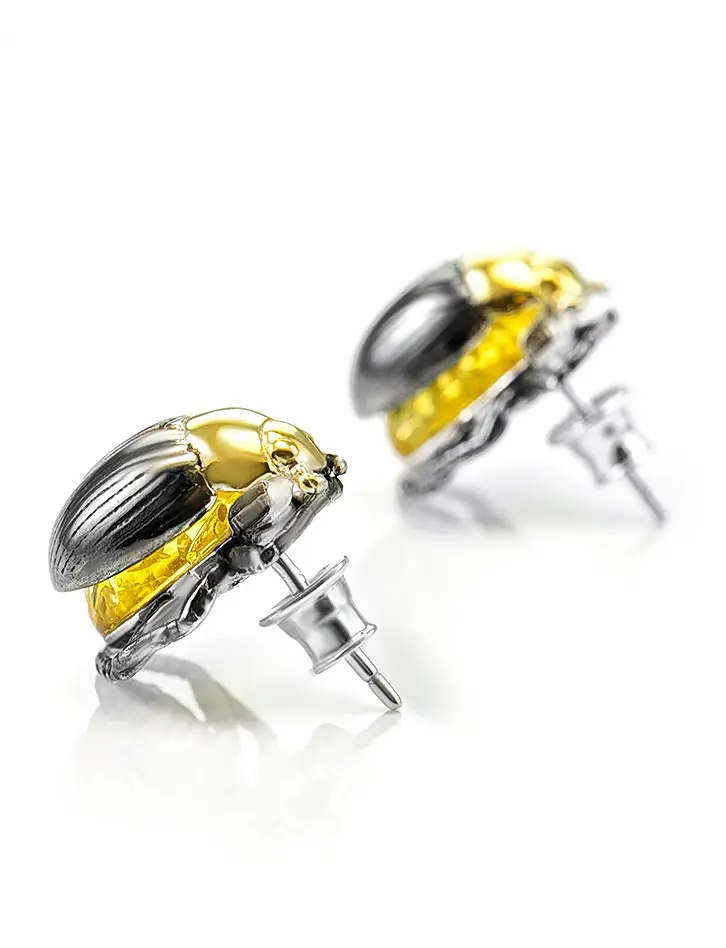 картинка Необычные серебряные серьги с натуральным лимонным янтарём «Скарабей» в онлайн магазине