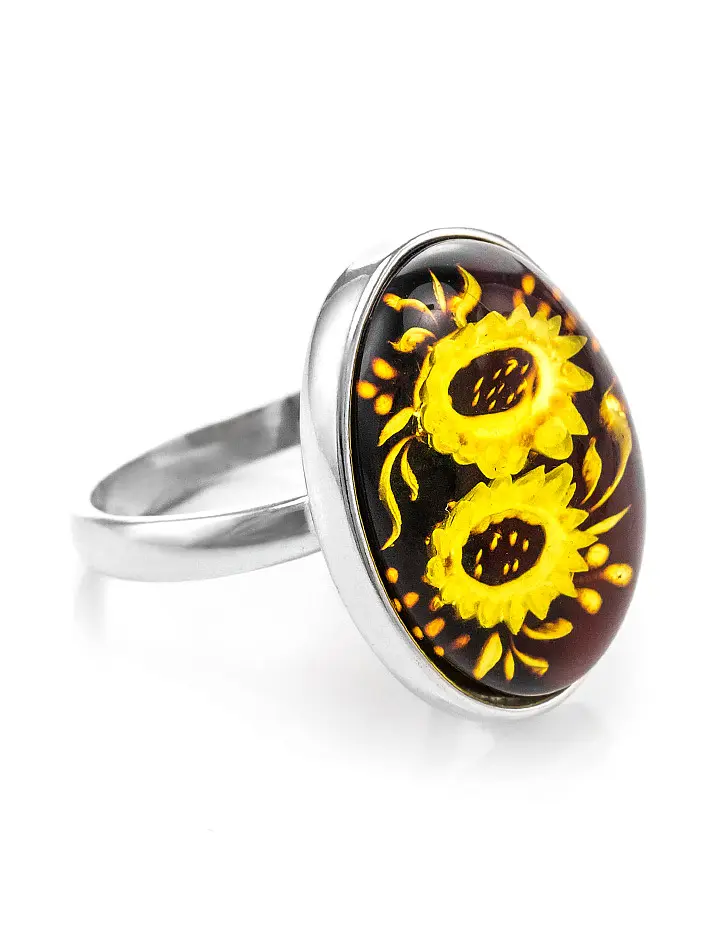 картинка Очаровательное кольцо из серебра и натурального янтаря с изысканной инталией «Элинор» в онлайн магазине
