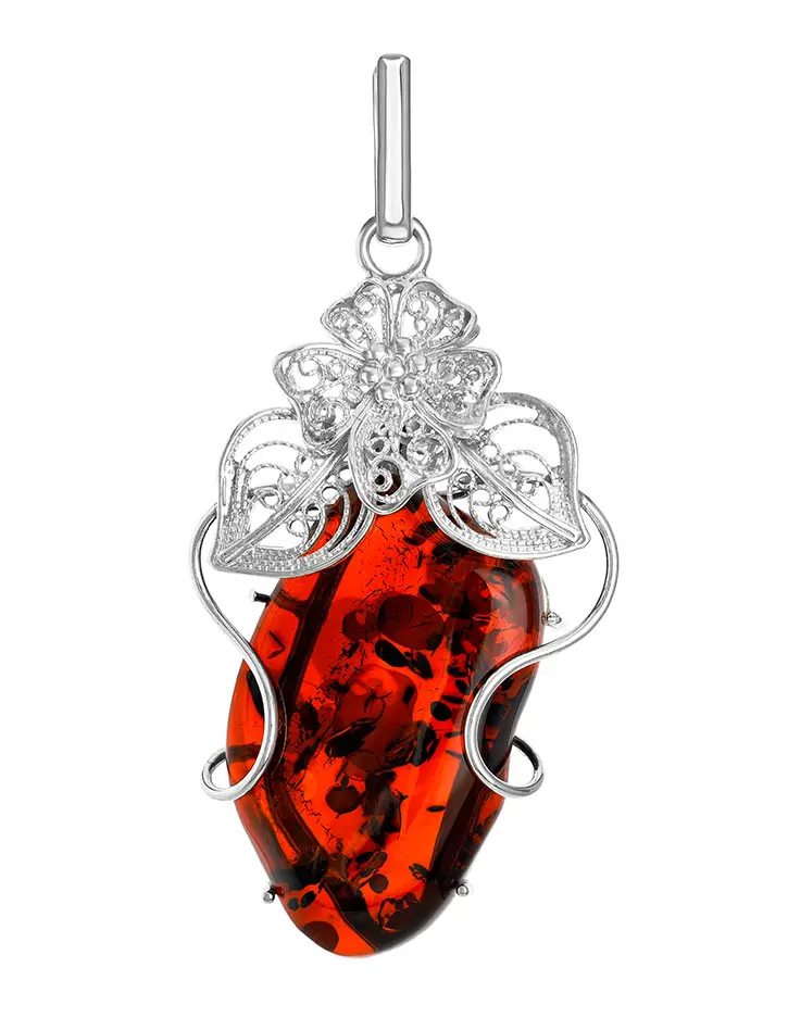 картинка Крупная нарядная подвеска из натурального сверкающего янтаря вишнёвого цвета в серебра «Филигрань» в онлайн магазине