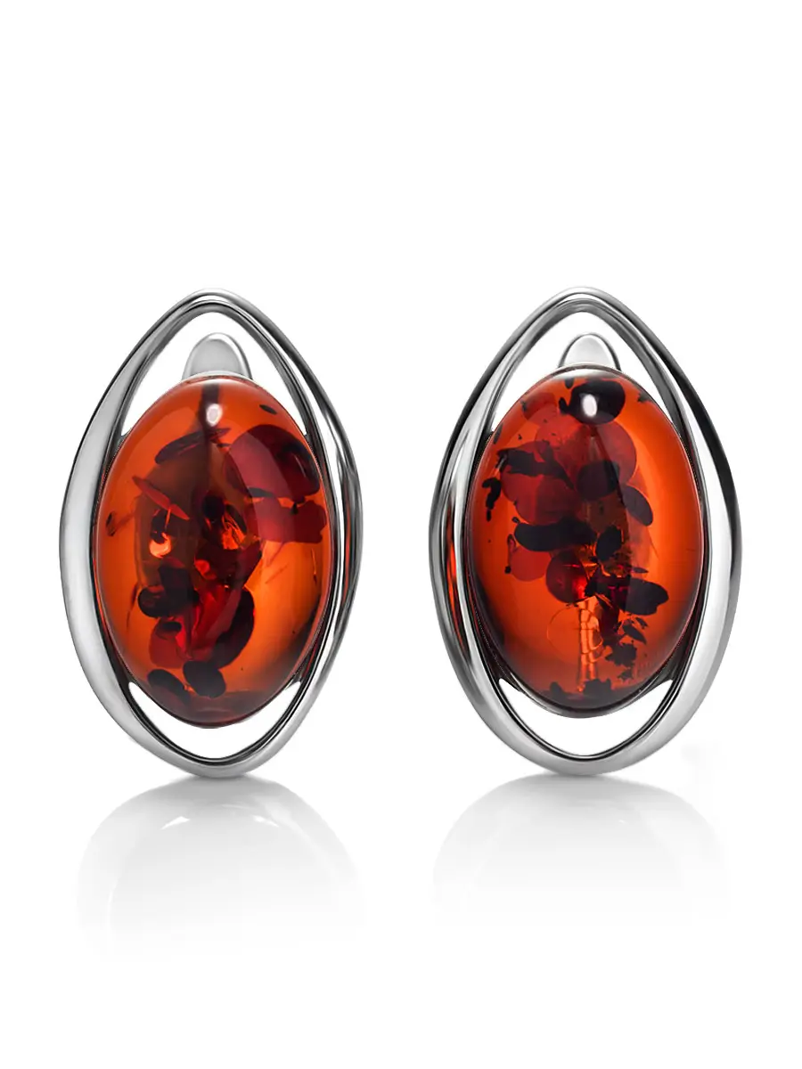 картинка Лёгкие яркие серьги из серебра и янтаря вишнёвого цвета «София» в онлайн магазине