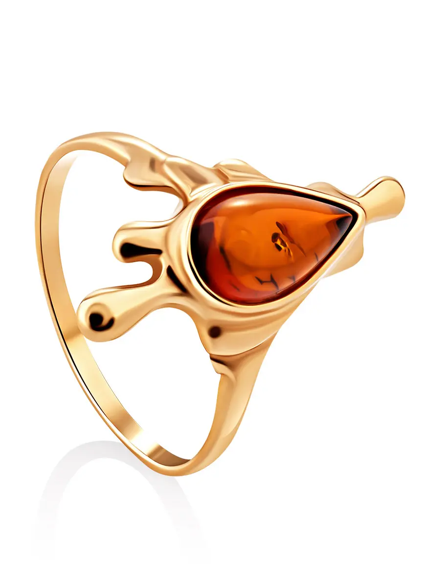 картинка Оригинальное кольцо из позолоченного серебра с янтарём коньячного цвета «Иллюзия» в онлайн магазине