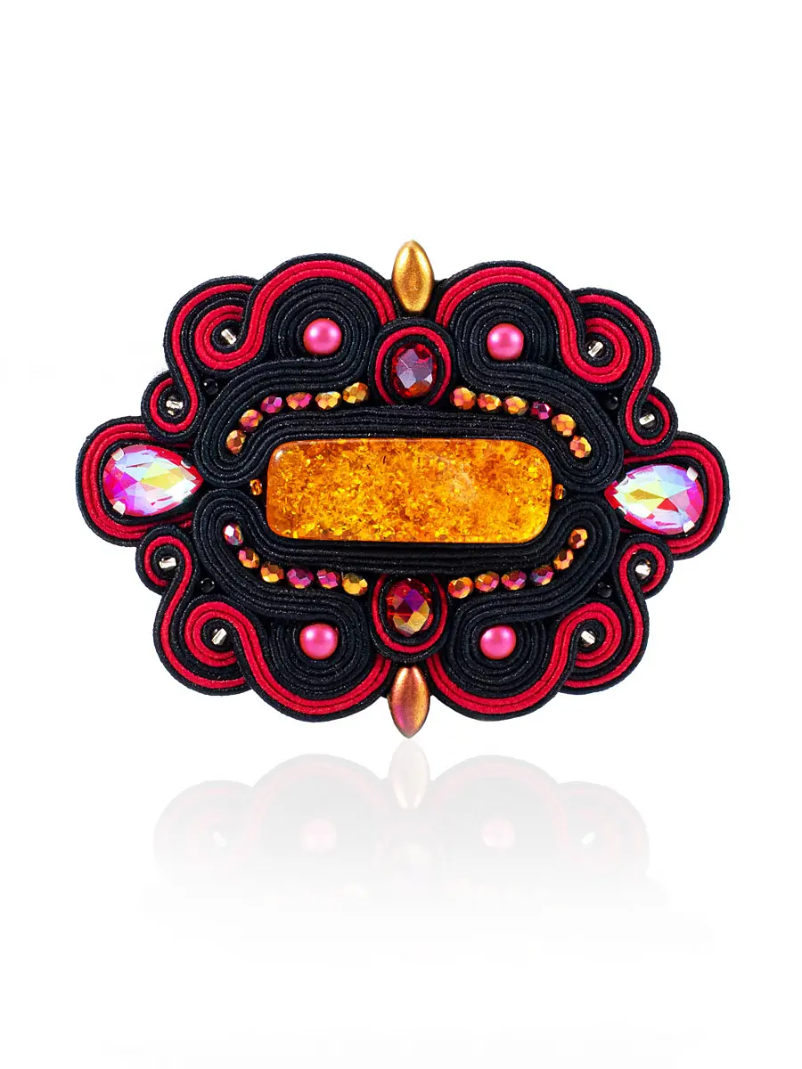 картинка Красивая плетёная брошь, украшенная искрящимся янтарём и кристаллами «Индия» в онлайн магазине