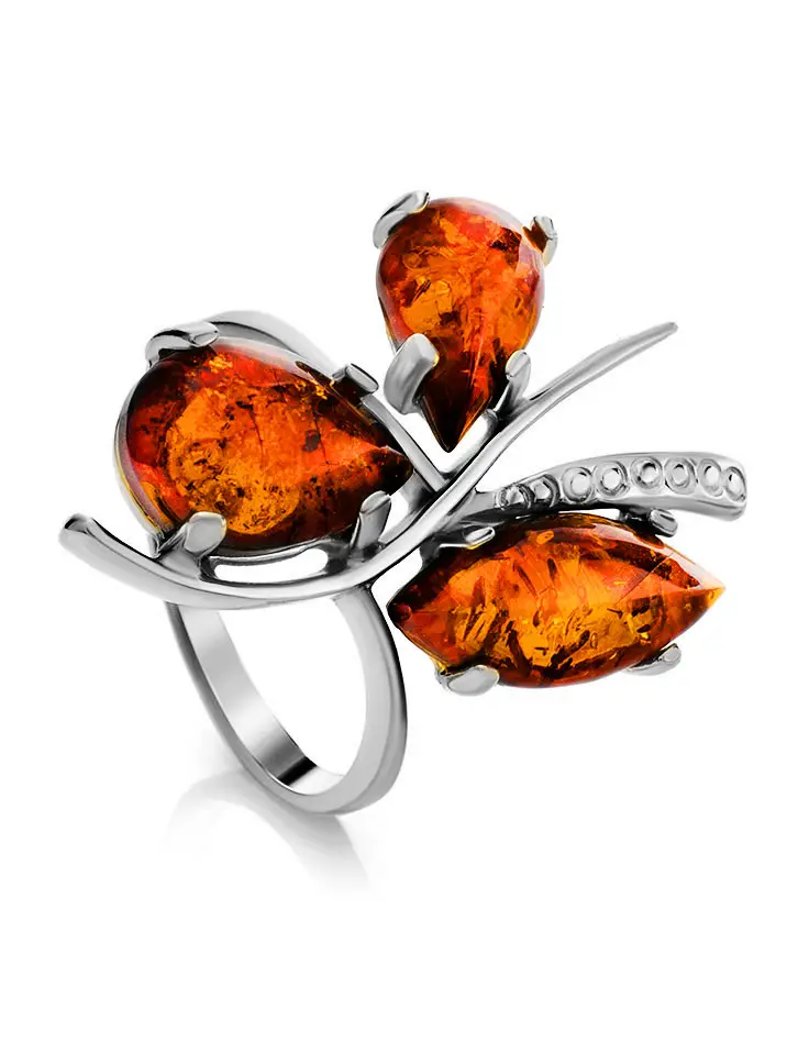 картинка Серебряное кольцо с натуральным сверкающим янтарем коньячного цвета «Магнолия» в онлайн магазине