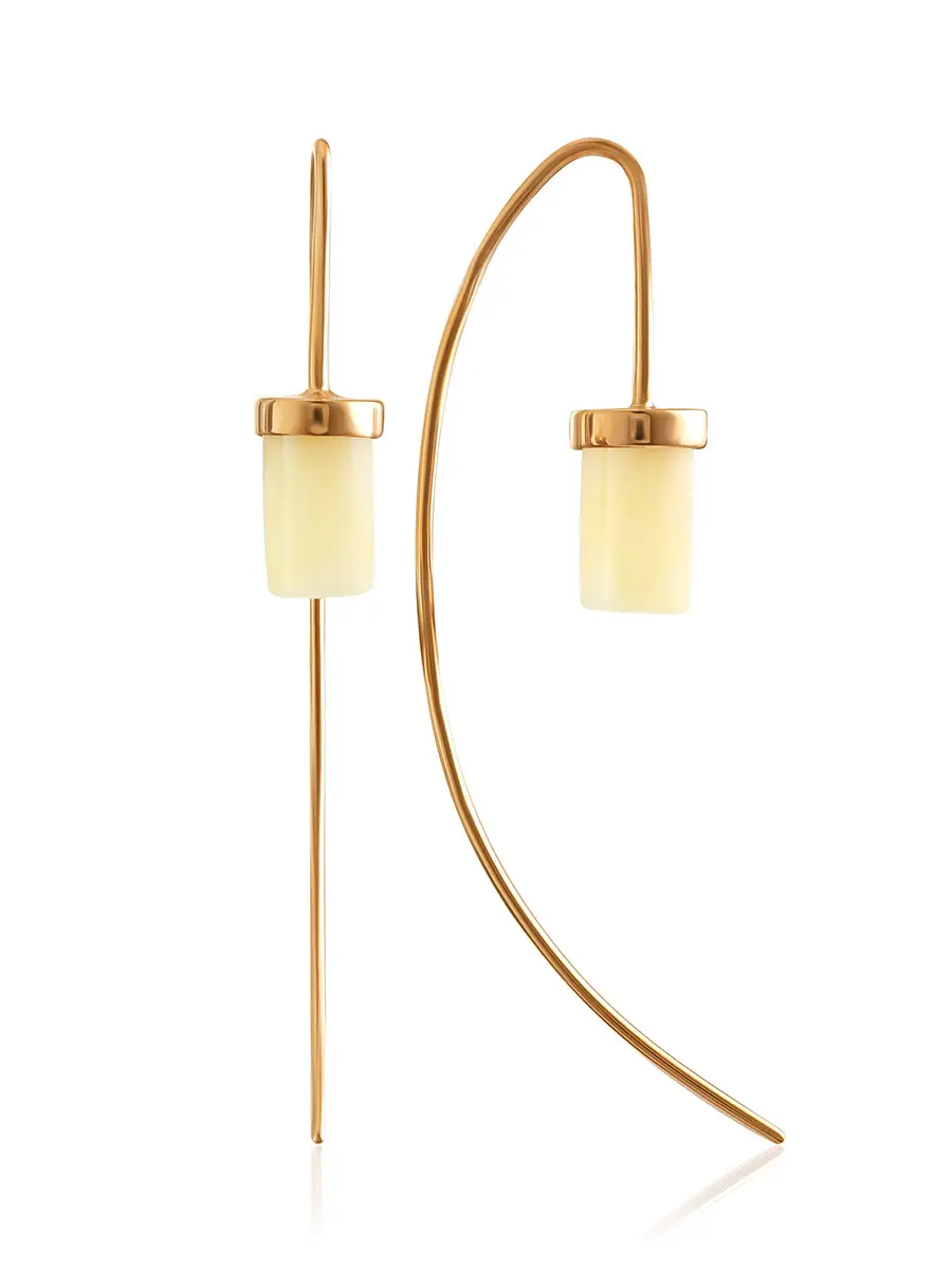 картинка Изящные позолоченные серьги-крючки с медовым янтарём «Скандинавия» в онлайн магазине