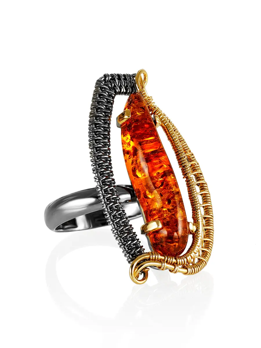 картинка Красивое кольцо из коньячного янтаря в серебре с позолотой «Версаль» в онлайн магазине