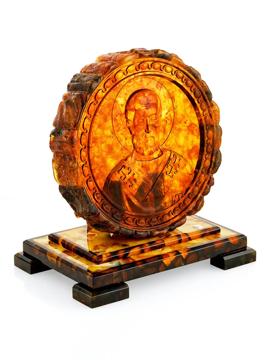 картинка Резная икона из натурального янтаря на подставке «Николай Чудотворец» в онлайн магазине