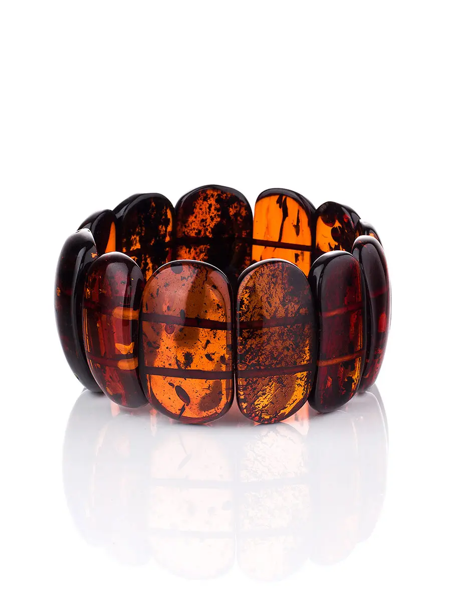 картинка Широкий яркий браслет из натурального янтаря насыщенного вишнёвого цвета в онлайн магазине