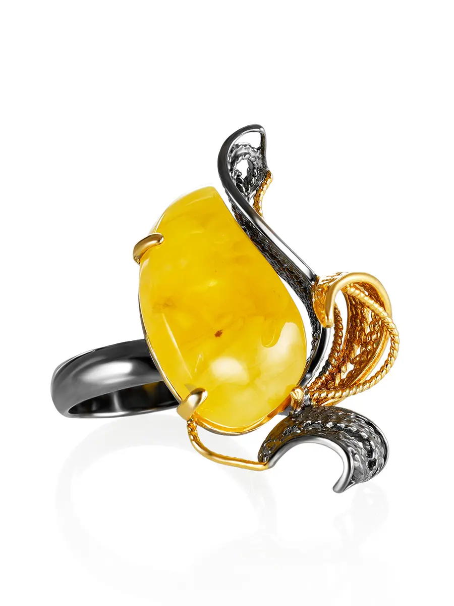 картинка Изысканное кольцо с цельным янтарём «Филигрань» в онлайн магазине