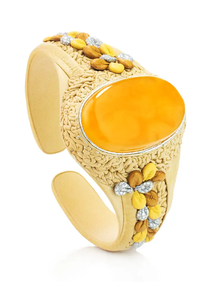 картинка Яркий браслет из натуральной кожи и медового янтаря «Нефертити» в онлайн магазине