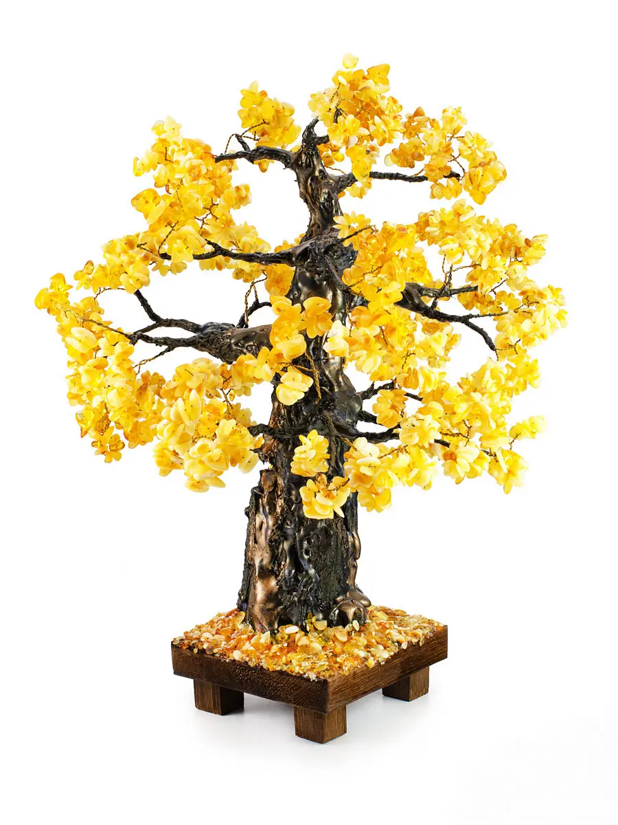 картинка Объёмное дерево с кроной из натурального янтаря медовых оттенков в онлайн магазине