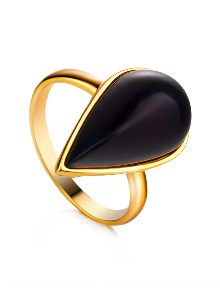 картинка Яркое кольцо из натурального янтаря вишнёвого цвета «Импульс» в онлайн магазине