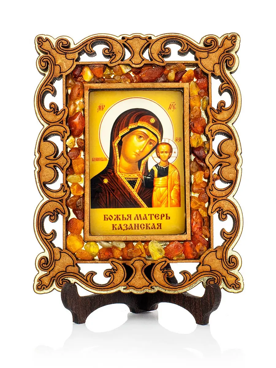 картинка «Казанская Богоматерь». Небольшая иконка в резной деревянной оправе с магнитом, украшенная янтарём в онлайн магазине