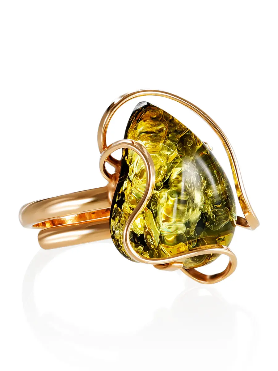 картинка Кольцо из натурального зелёного янтаря в серебре с позолотой «Риальто» в онлайн магазине