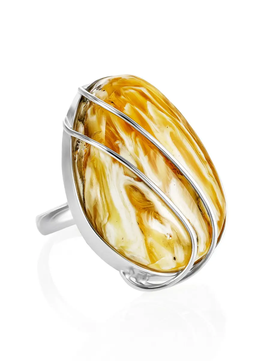 картинка Оригинальное кольцо из натурального балтийского медового янтаря с пейзажной текстурой «Риальто» в онлайн магазине