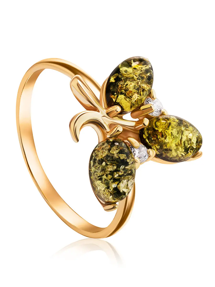 картинка Яркое нарядное золотое кольцо «Олеандр» с янтарём зелёного цвета и фианитами в онлайн магазине