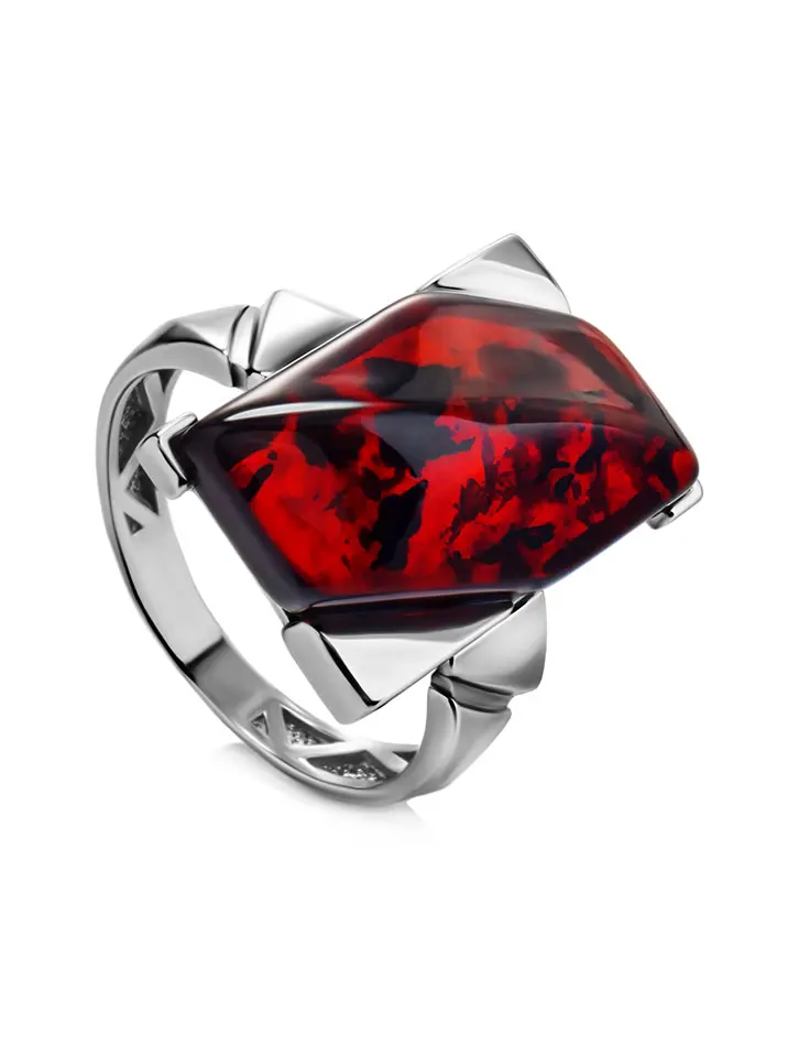 картинка Яркое необычное кольцо из серебра и формованного янтаря «Генезис» в онлайн магазине