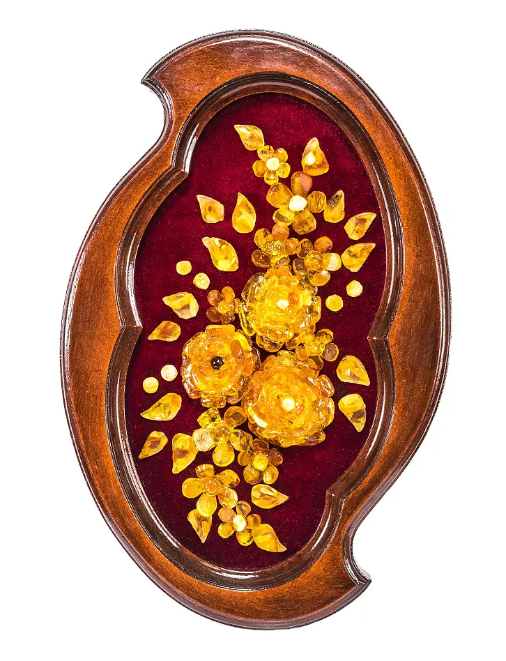 картинка Небольшое декоративное панно в резной раме с цветами из натурального янтаря «Осенний букет» 32 х 21 в онлайн магазине