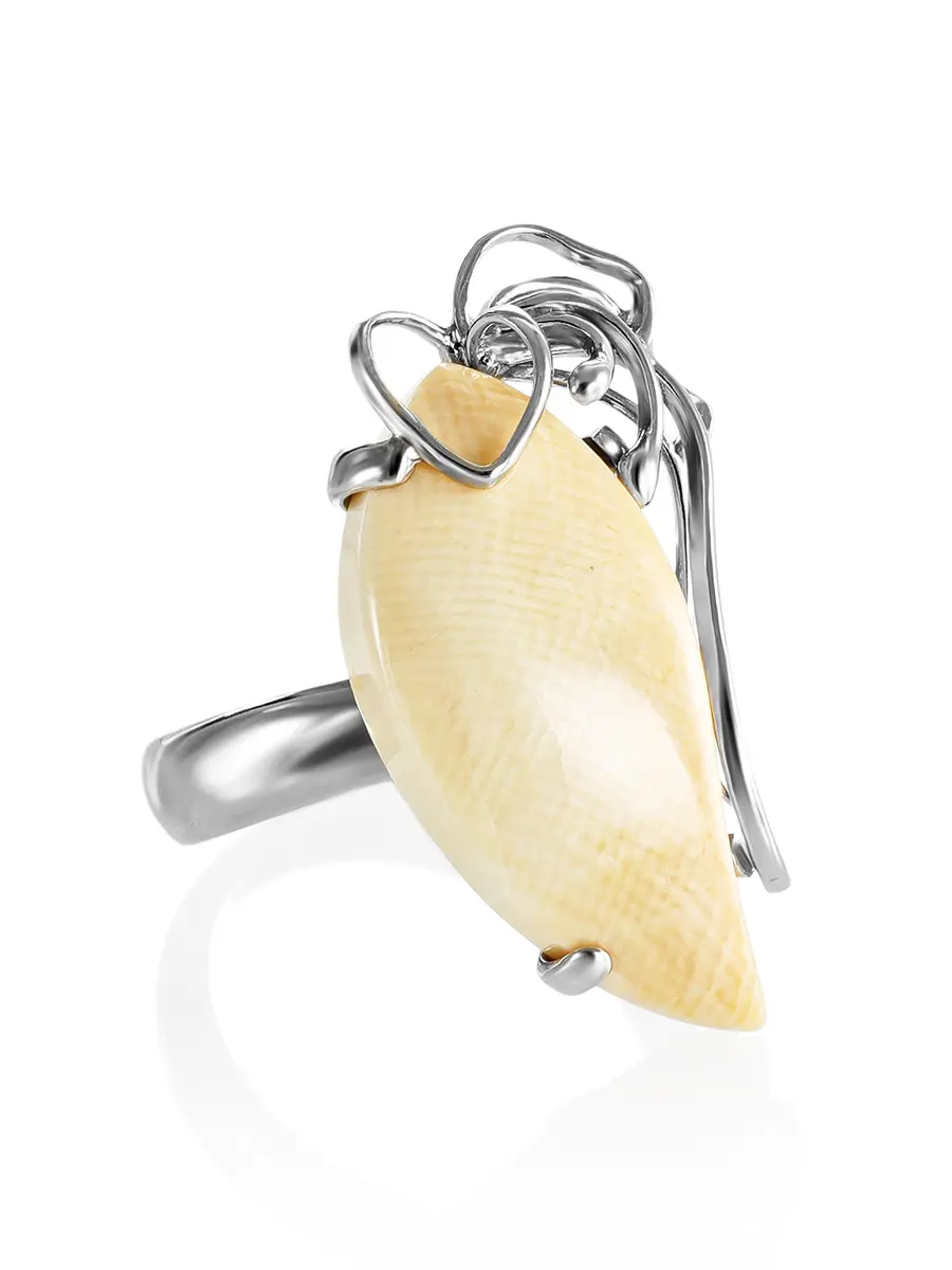 картинка Уникальное кольцо из серебра со вставкой из бивня мамонта «Эра» в онлайн магазине