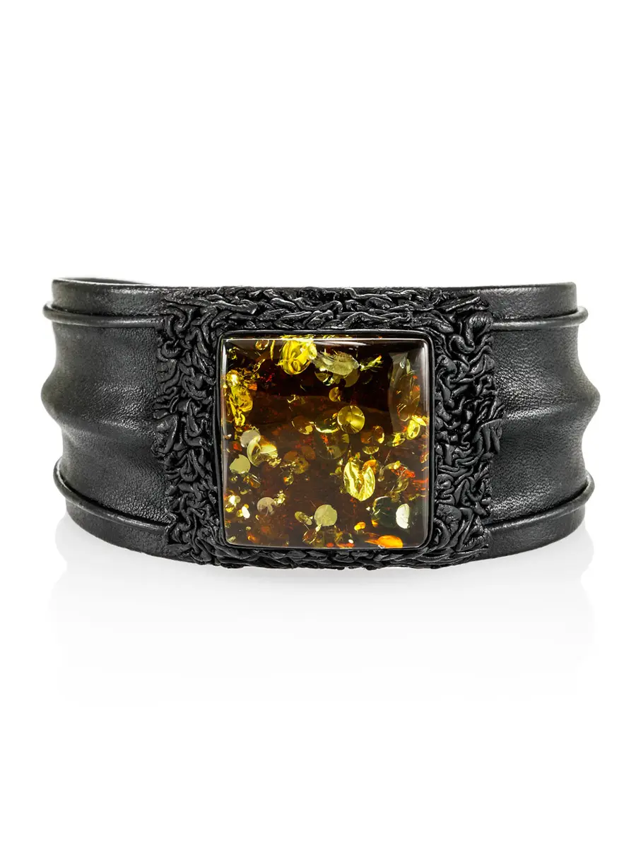 картинка Красивый широкий браслет из кожи с натуральным переливающимся янтарём «Нефертити» в онлайн магазине