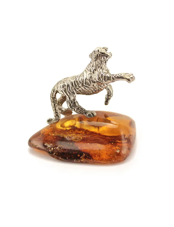 картинка Сувенир из натурального янтаря с серебром 925 пробы «Тигр» в онлайн магазине