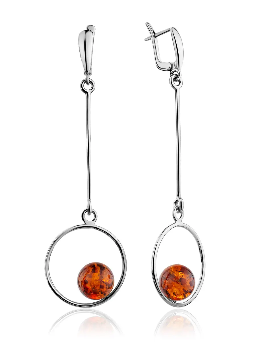 картинка Стильные удлинённые серьги из серебра и янтаря коньячного цвета «Юпитер» в онлайн магазине