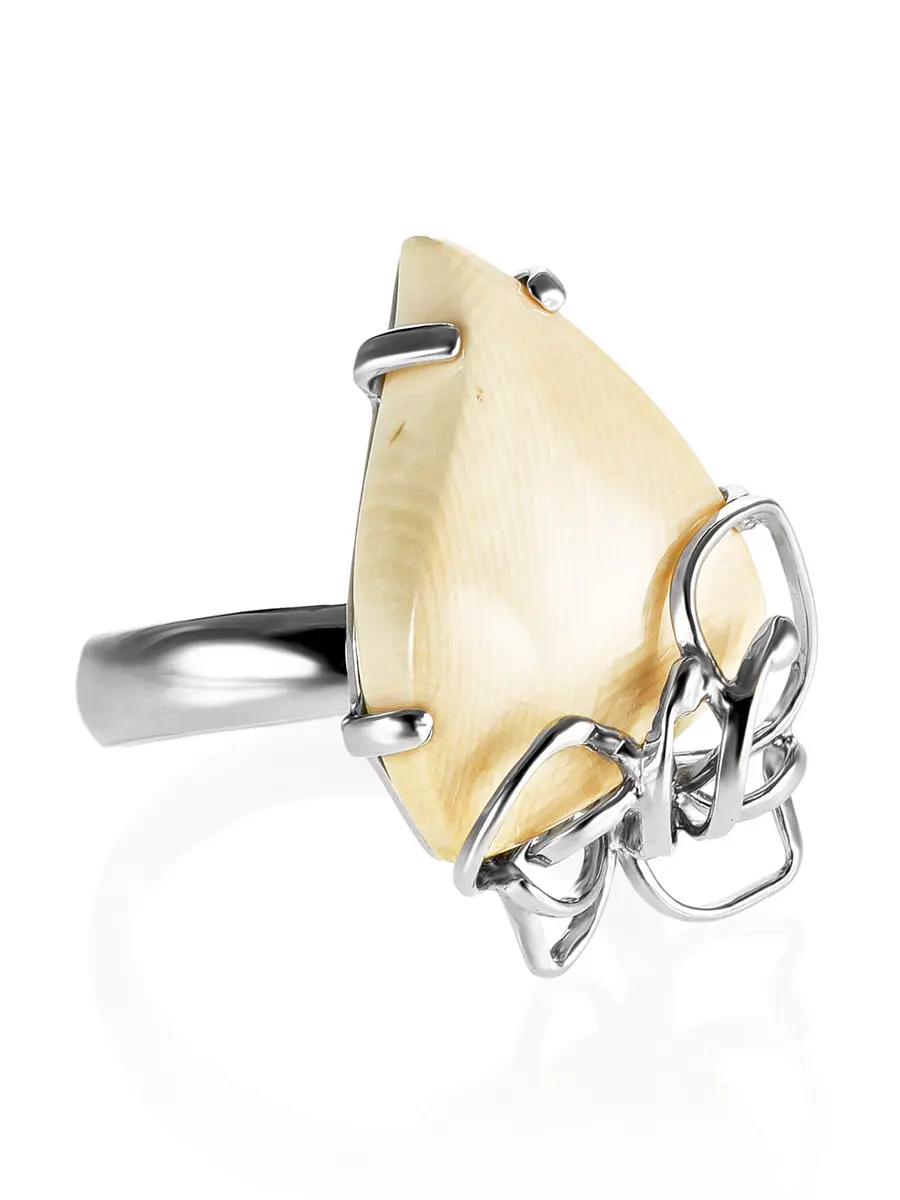 картинка Изящное кольцо из серебра с бивнем мамонта «Эра» в онлайн магазине
