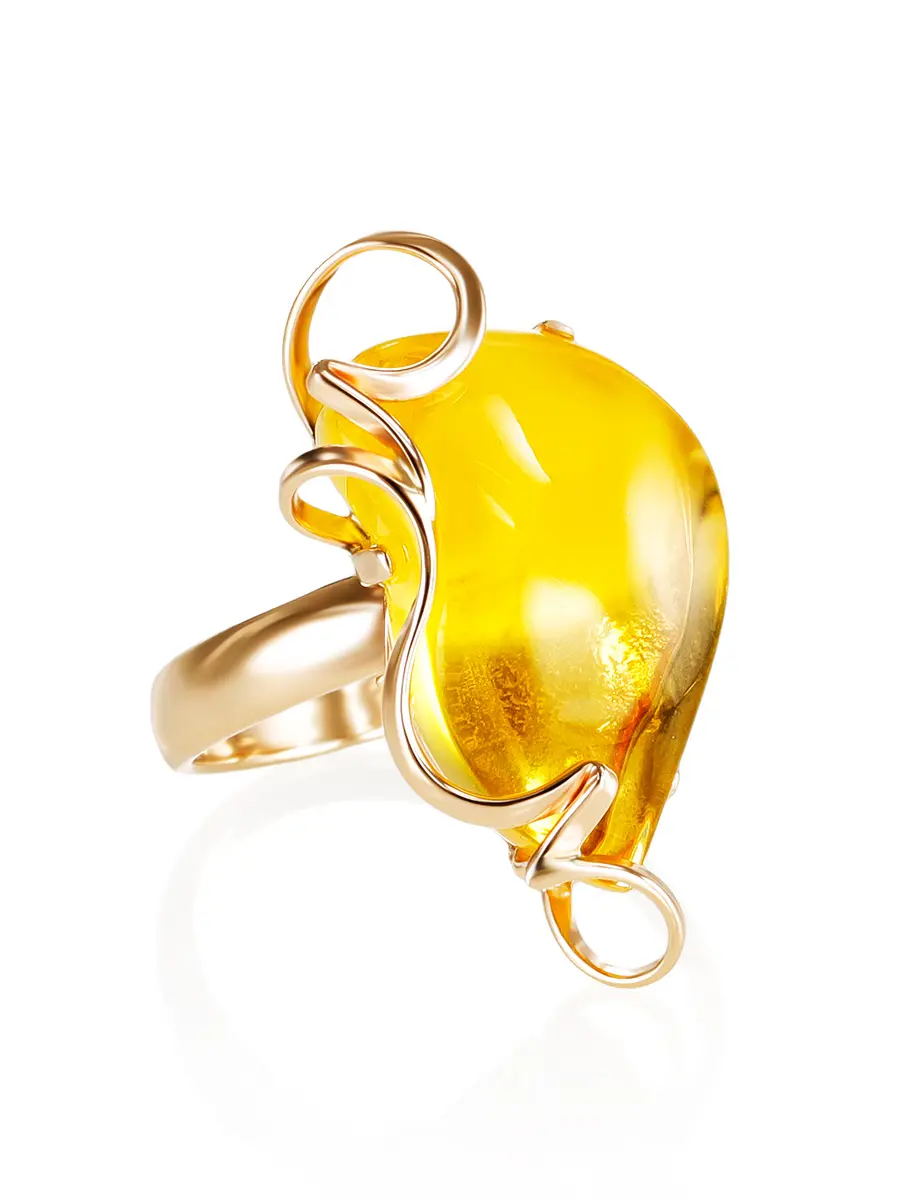 картинка Необычное золотое кольцо «Риальто» с текстурным янтарём в онлайн магазине