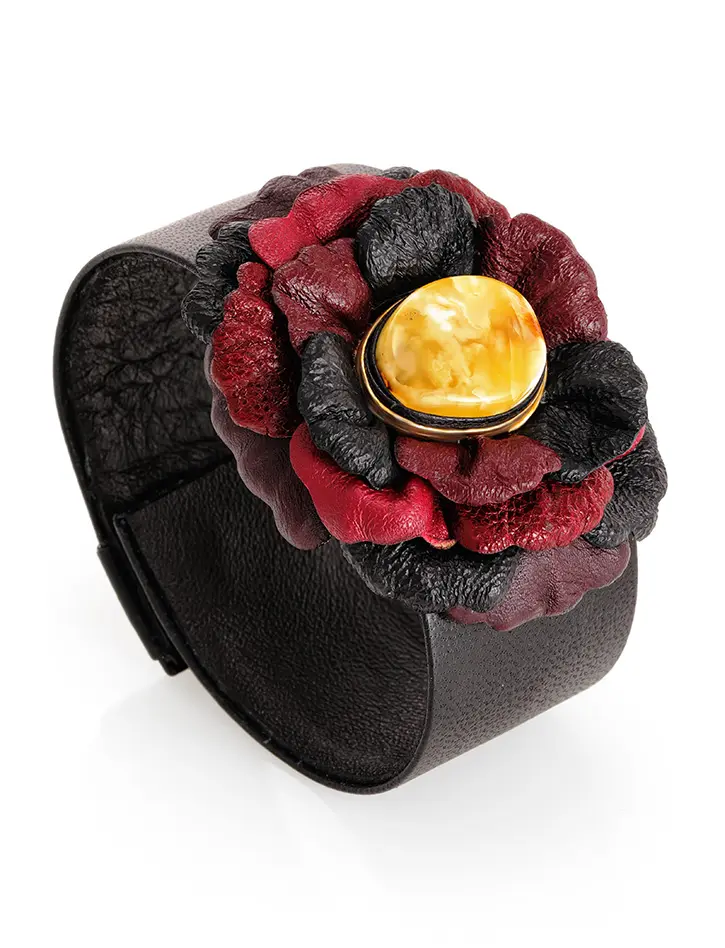 картинка Оригинальный кожаный браслет «Готье» с натуральным пейзажным янтарём в онлайн магазине