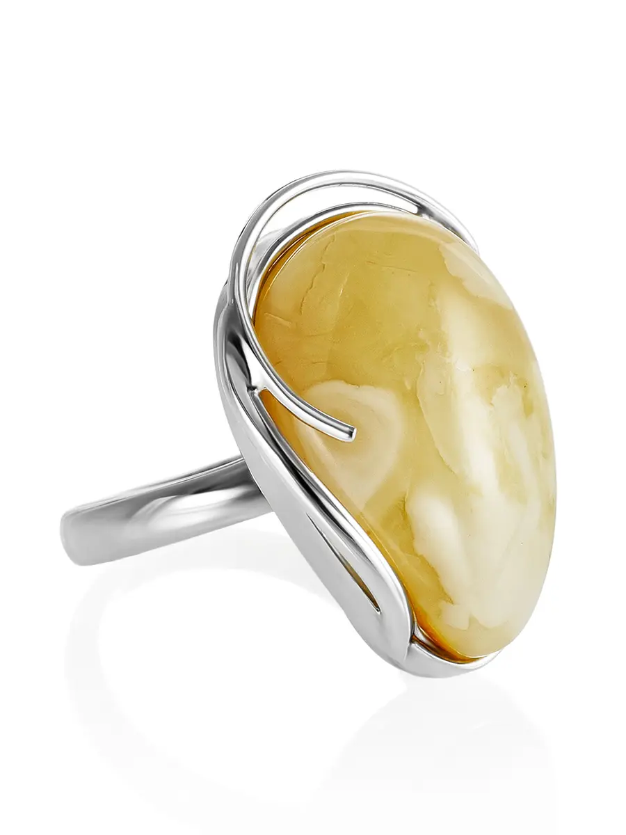 картинка Кольцо с крупным янтарём молочного цвета «Маньяна» в онлайн магазине