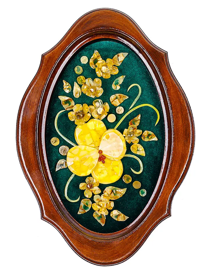 картинка Декоративное панно из янтаря «Орхидея» на зелёном бархате 32 х 22 см в онлайн магазине