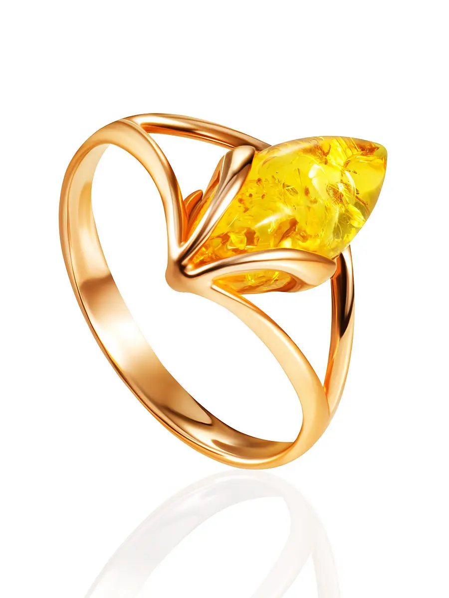 картинка Потрясающее позолоченное кольцо с лимонным янтарём «Подснежник» в онлайн магазине