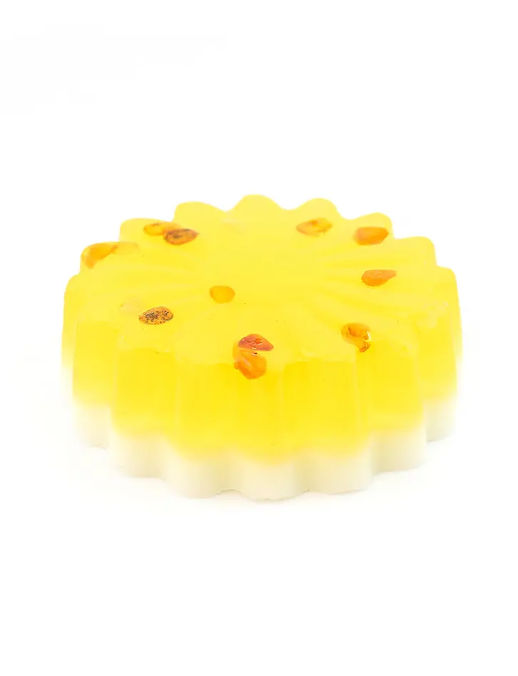 картинка Натуральное органическое мыло на основе янтаря «Круглый цветок» в онлайн магазине