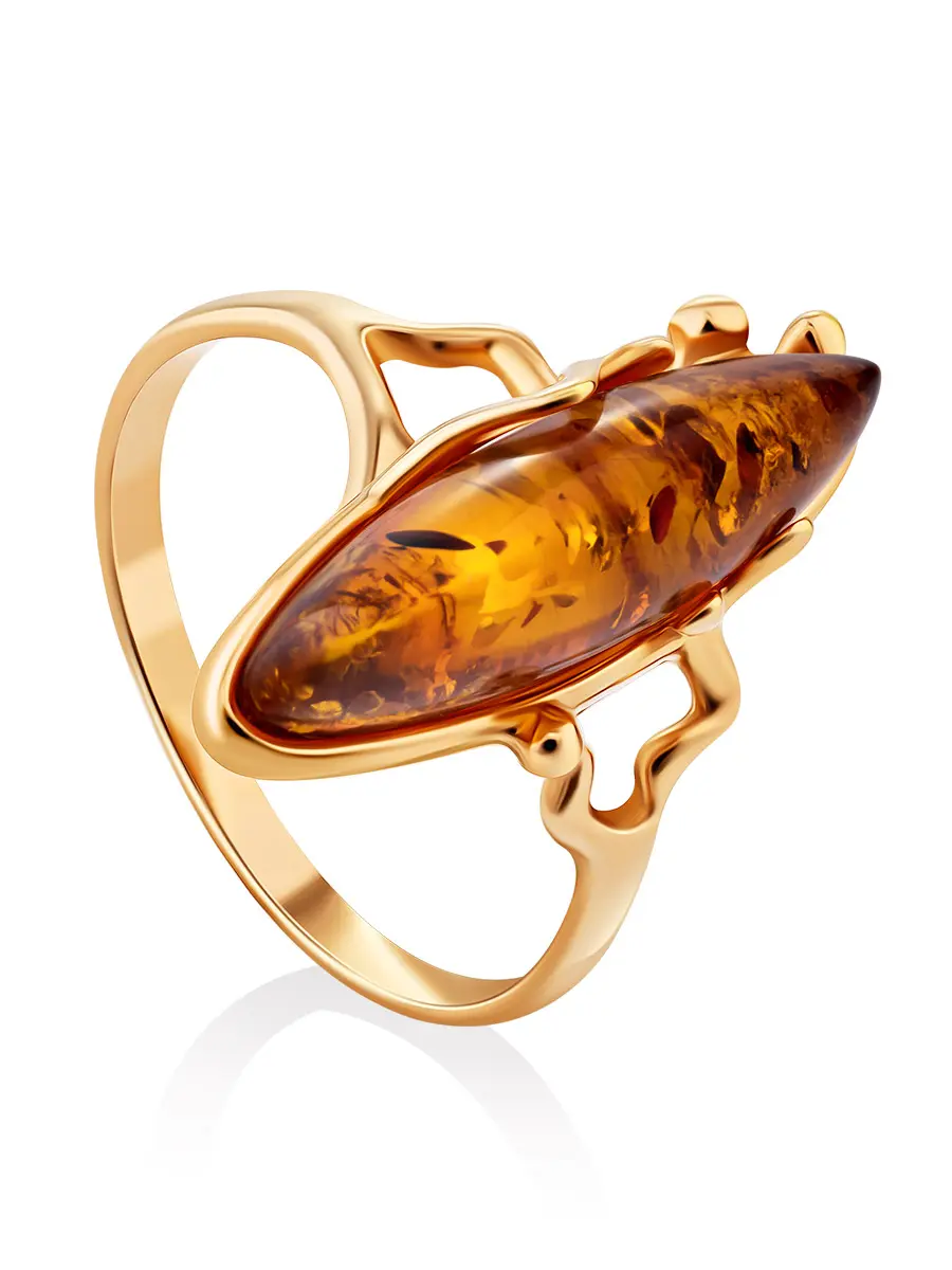 картинка Крупное эффектное кольцо «Иллюзия» из натурального янтаря в золочённом серебре в онлайн магазине
