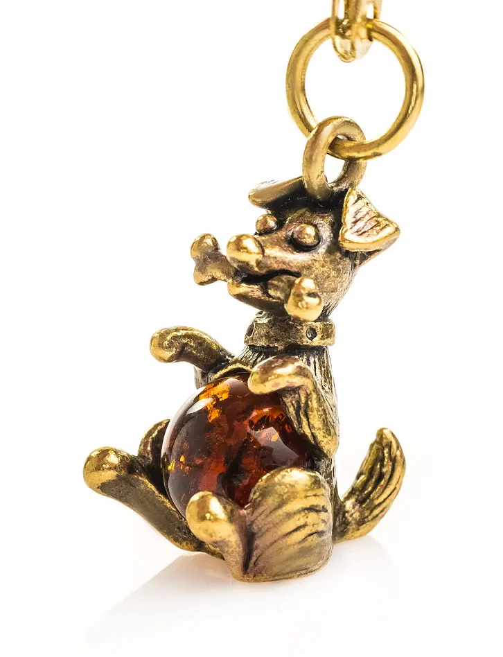 картинка Брелок с забавной собачкой, украшенный натуральным янтарём в онлайн магазине