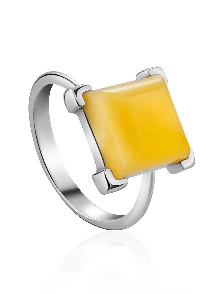 картинка Кольцо из натурального медового янтаря «Афина» в онлайн магазине