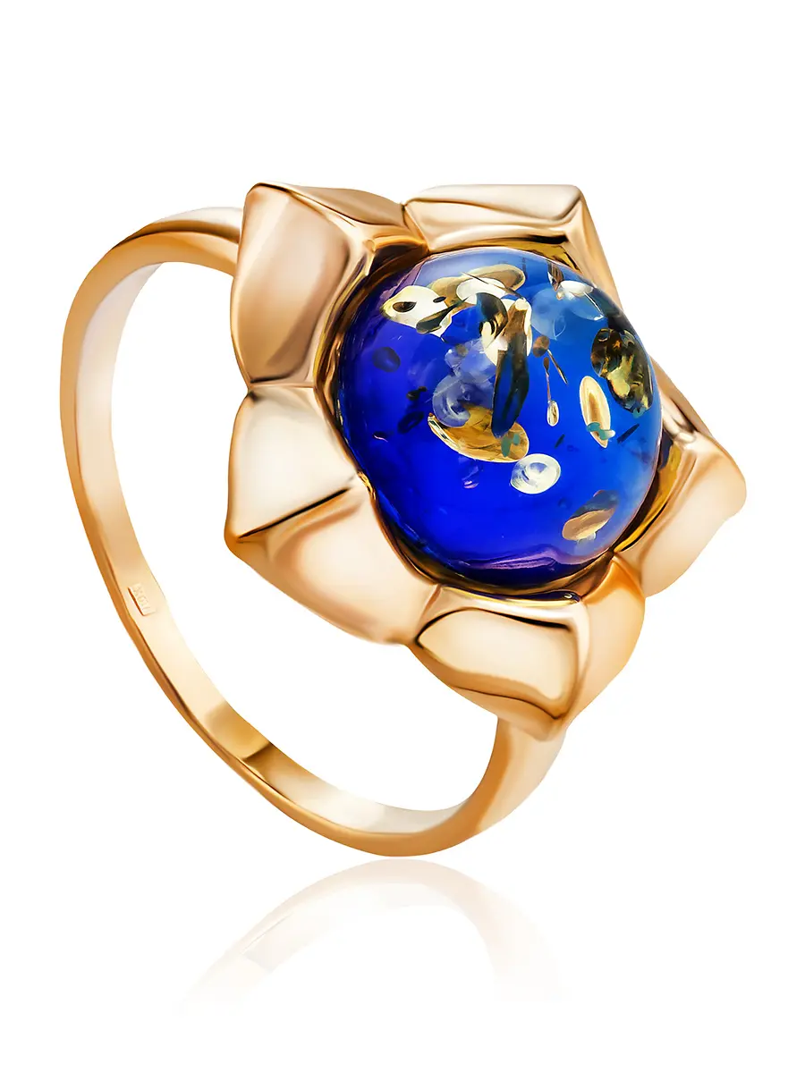 картинка Эффектное кольцо из позолоченного серебра и синего янтаря «Василёк» в онлайн магазине