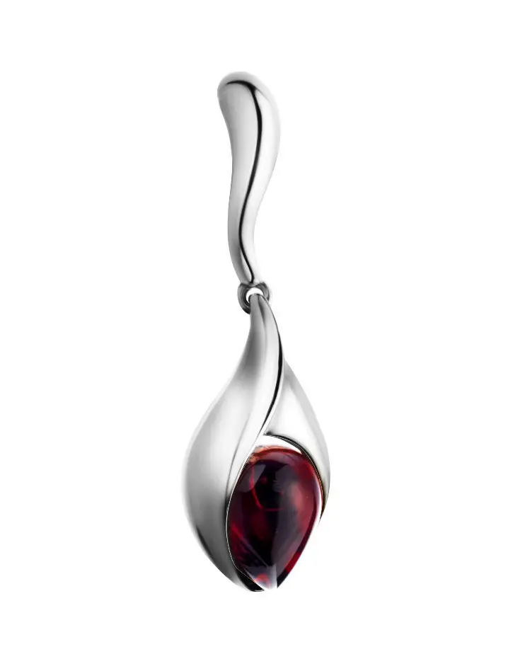 картинка Кулон из серебра с натуральным янтарём вишнёвого цвета «Пион» в онлайн магазине