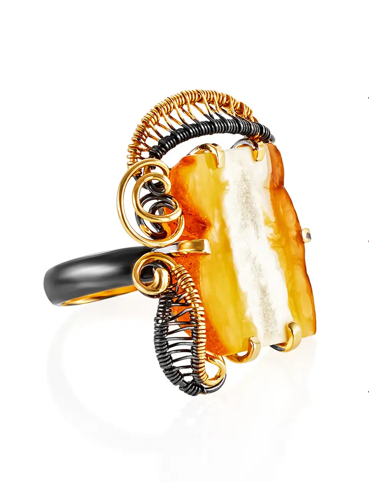 картинка Оригинальное кольцо из филигранного серебра с янтарём «Версаль» в онлайн магазине