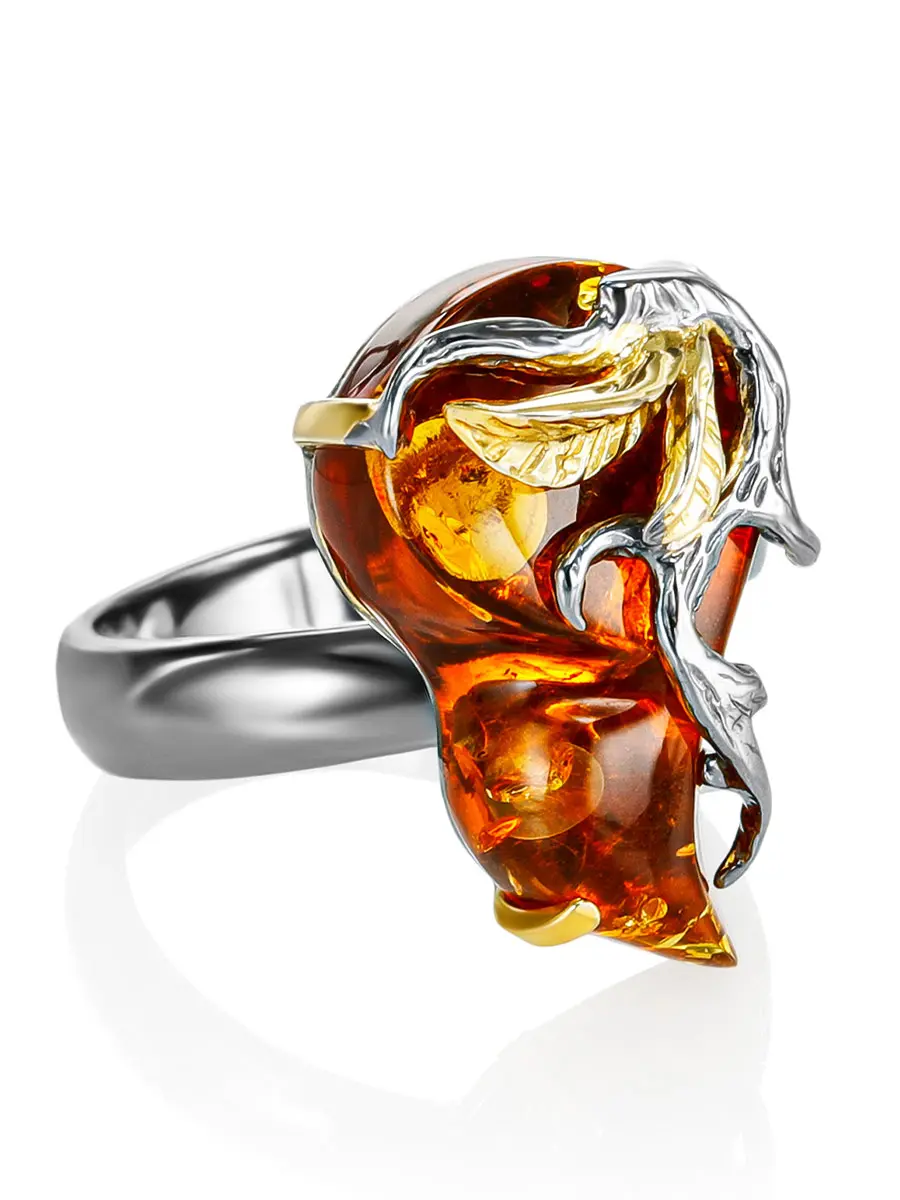 картинка Нарядное кольцо с натуральным коньячным янтарём «Колибри» в онлайн магазине