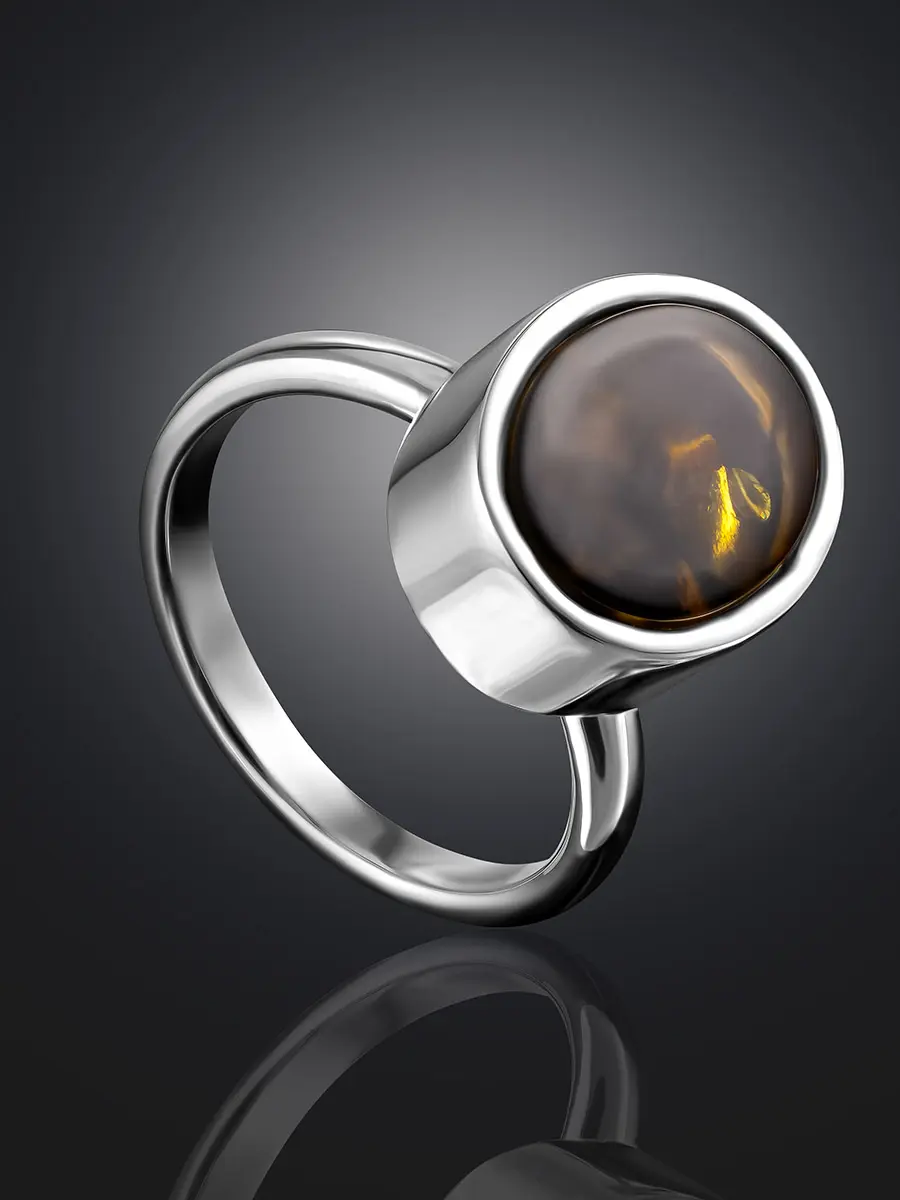 картинка Стильное овальное кольцо с зелёной янтарной вставкой «Бенефис» в онлайн магазине